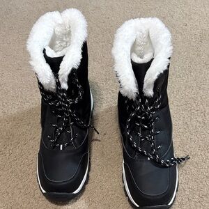 Women's Black Winter Boots